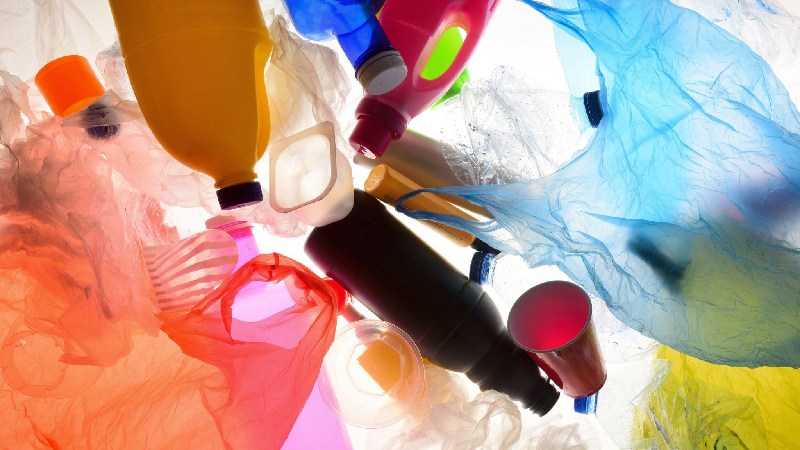 Why Should You Say No to Plastic?
