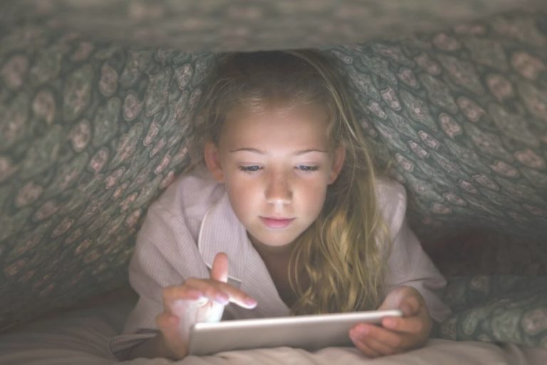 Is-Technology-Safe-For-Your-Childs-Sleep