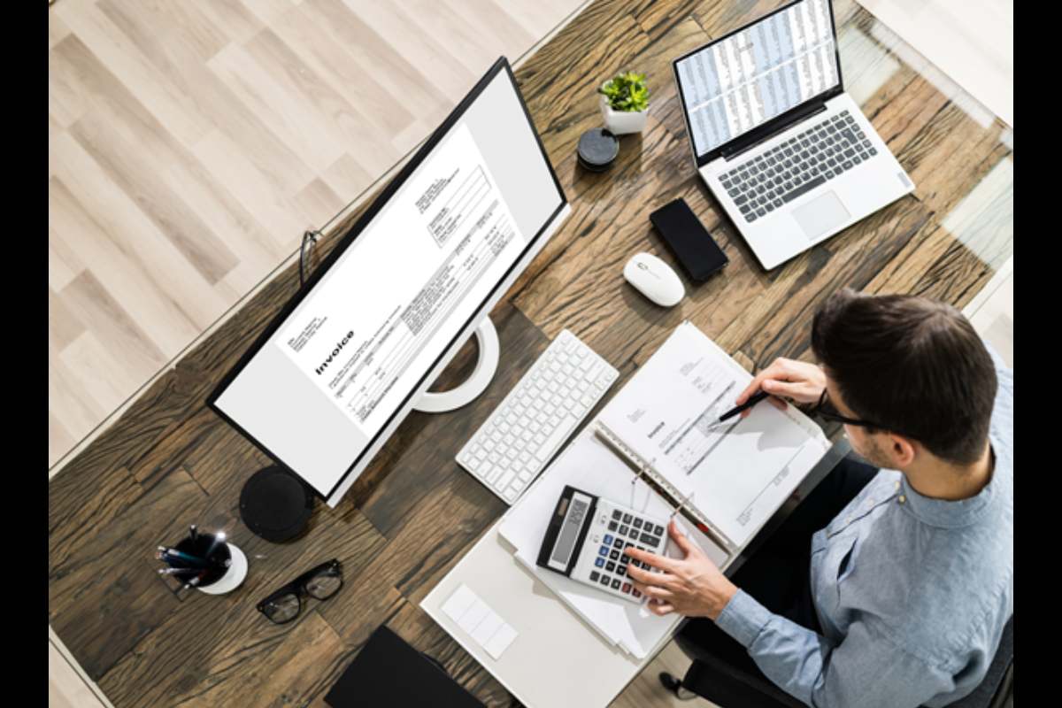 A small business accountant in Geelong works alongside a tax accountant is the best combination for business financial planning. 